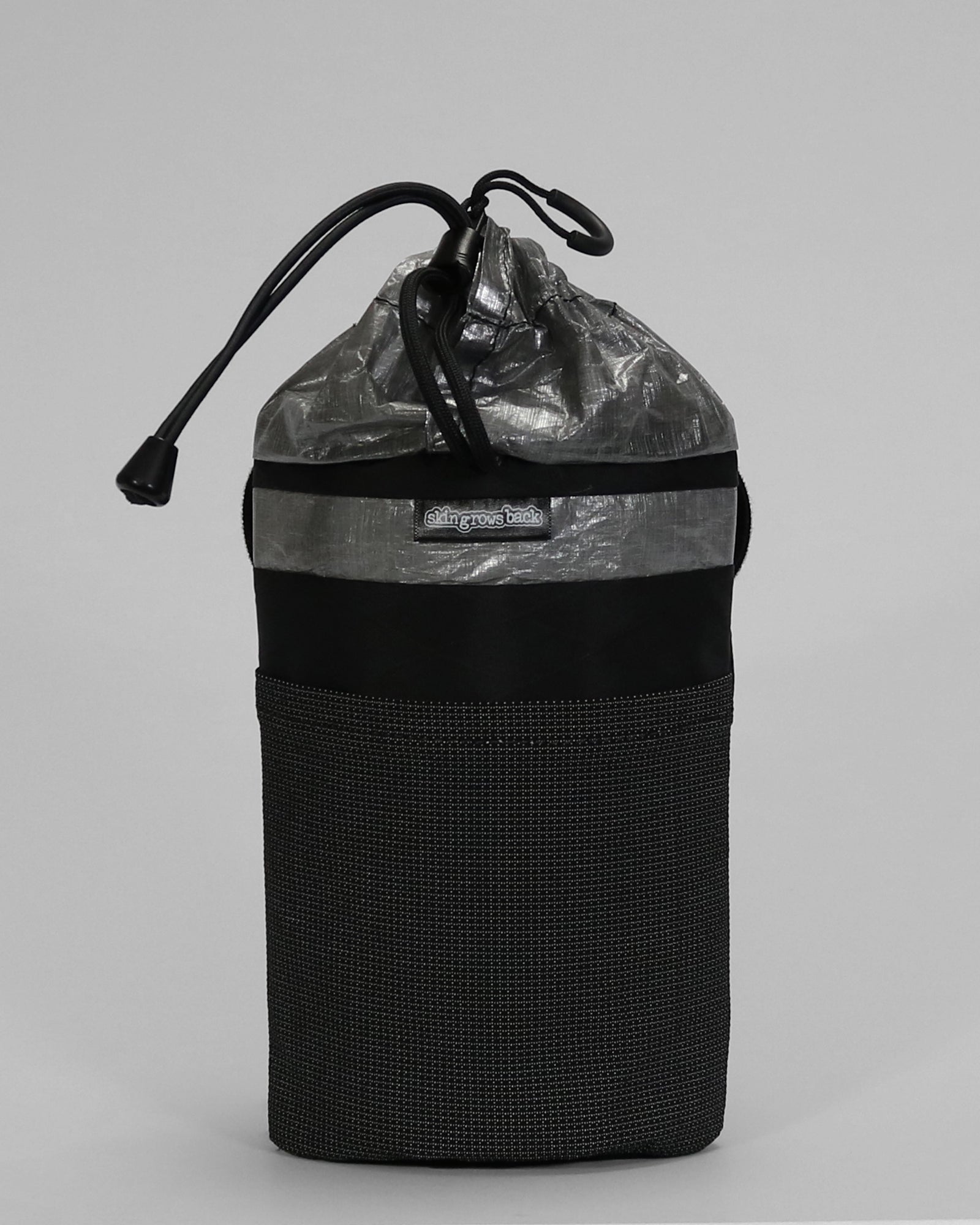 skingrowsback sector racing stem bag dyneema on a grey background