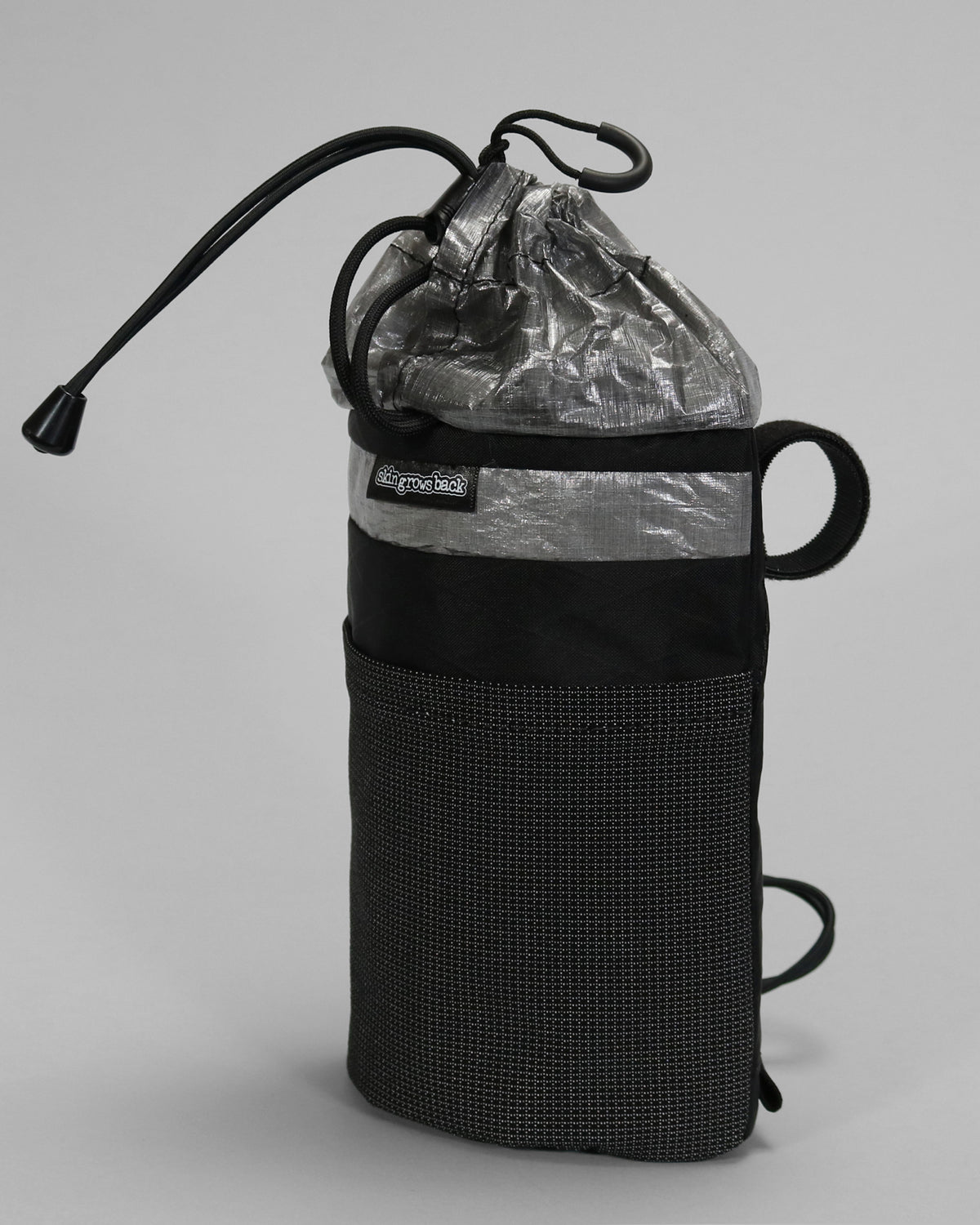 skingrowsback sector racing stem bag dyneema on a grey background