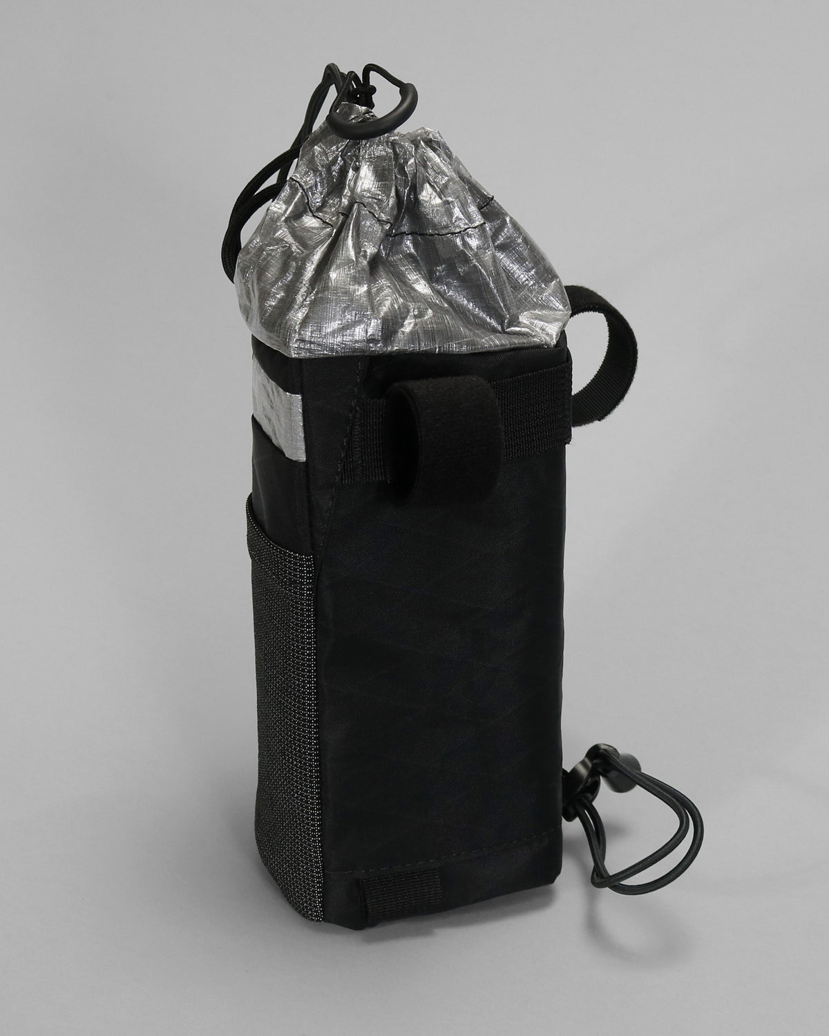skingrowsback sector racing stem bag dyneema on a grey background