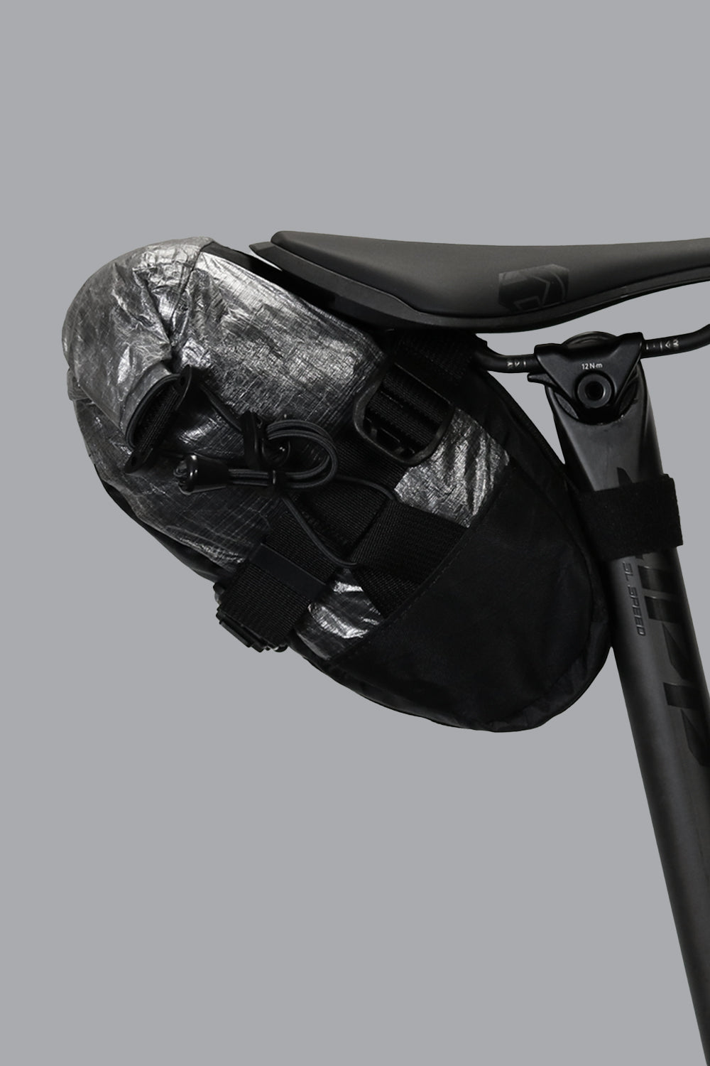 skingrowsback flash pak racing saddle bag gravel cycling dyneema