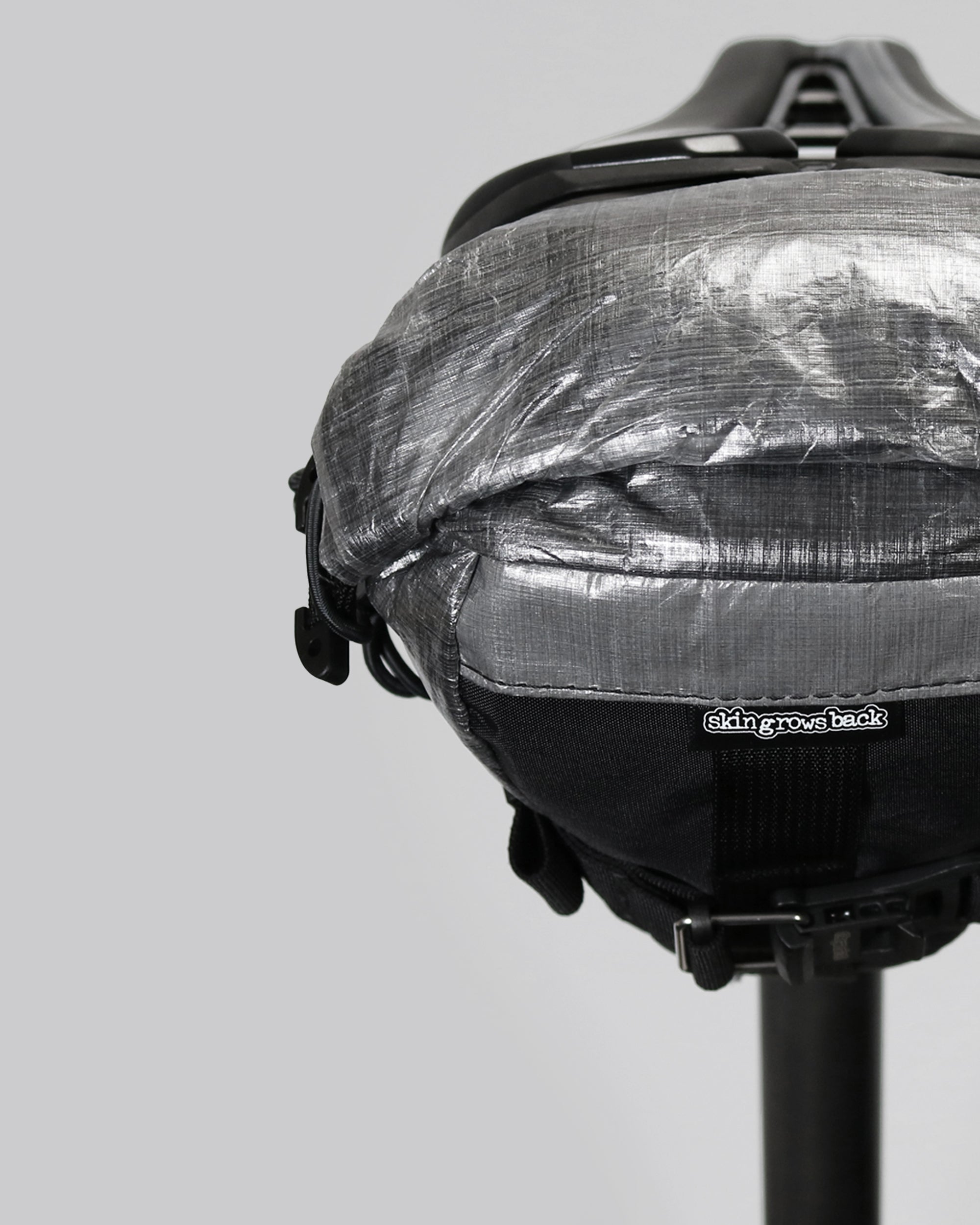 FLASH PAK Racing Saddle Bag - skingrowsback