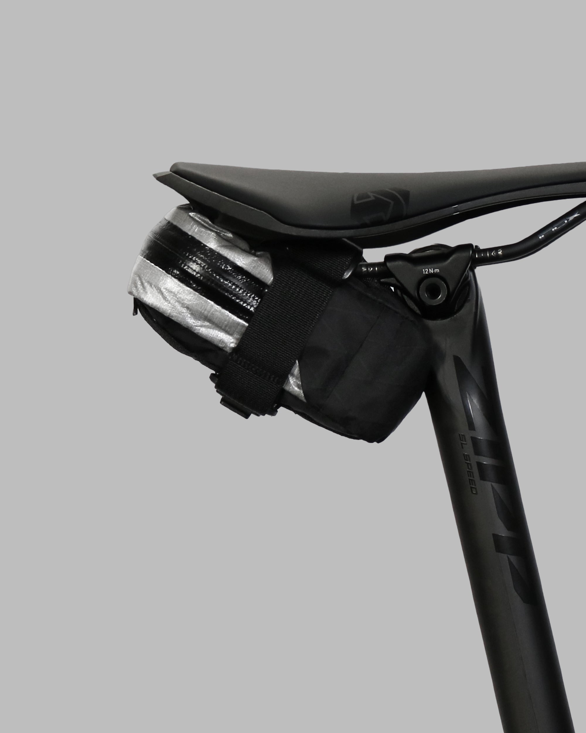 Wedge Frame Bag - skingrowsback
