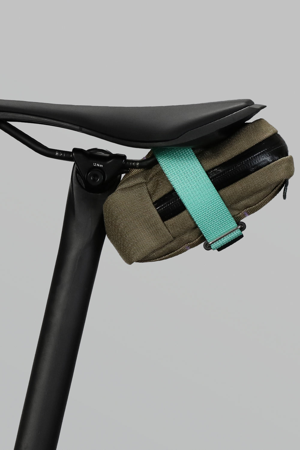 skingrowsback plan b  cycling saddle bag amy