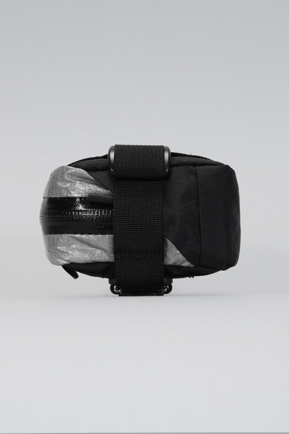 skingrowsback plan b micron racing saddle bag black gravel bike dyneema