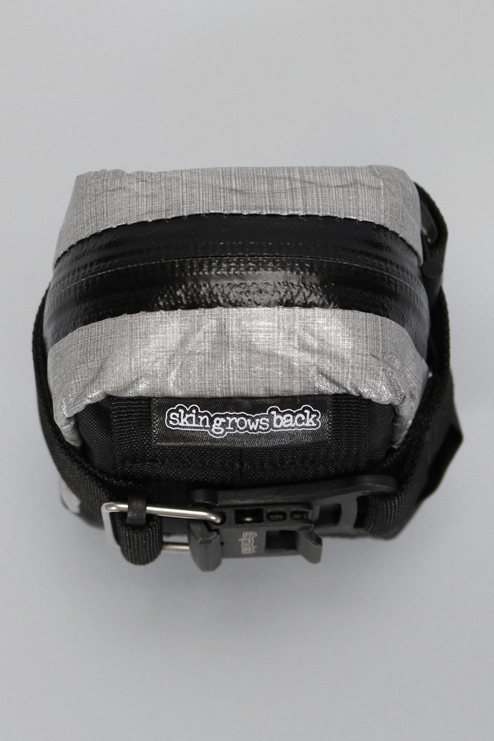 skingrowsback plan b micron racing saddle bag black gravel bike dyneema