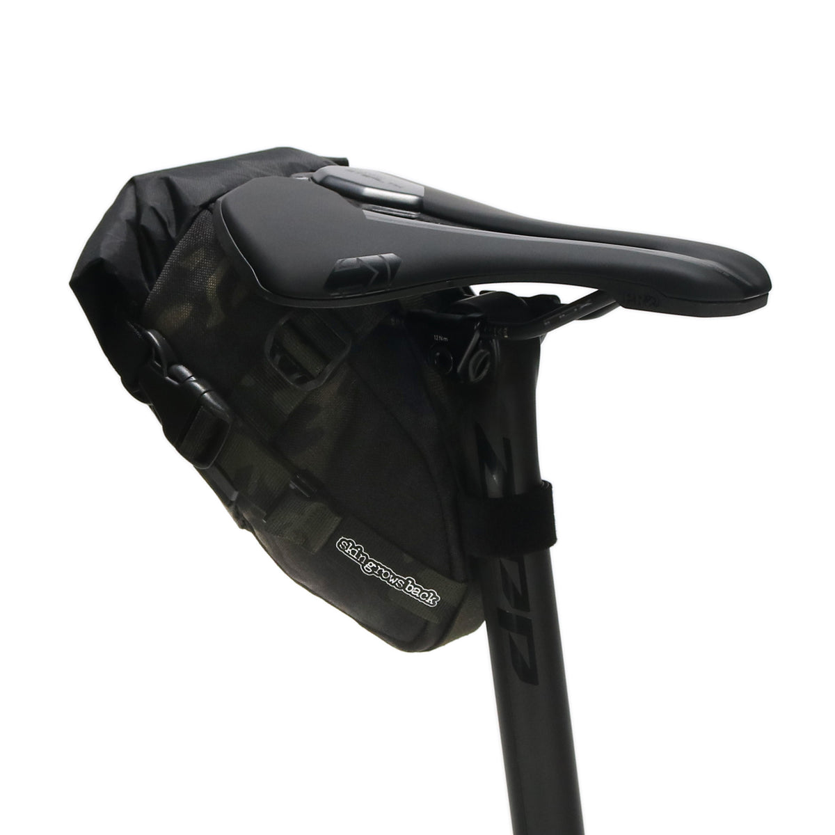 skingrowsback flash pak saddle bag multicam black